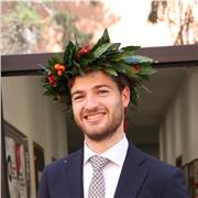 Dottorando in Lettere Antiche diplomato in Pianoforte offre lezioni a studenti di ogni ordine e grado